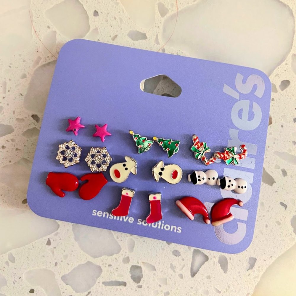 NWT Claire's Christmas Stud Earrings